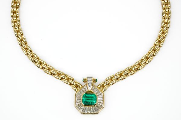 KUTCHINSKY; AN EMERALD AND DIAMOND NECKLACE