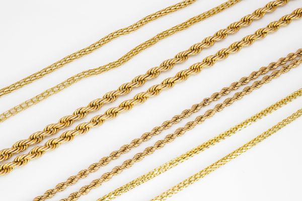 FOUR GOLD NECKLACES (4)