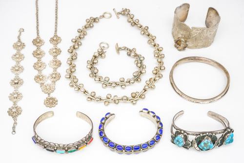 A GROUP OF FOREIGN MOSTLY SILVER JEWELLERY (9)