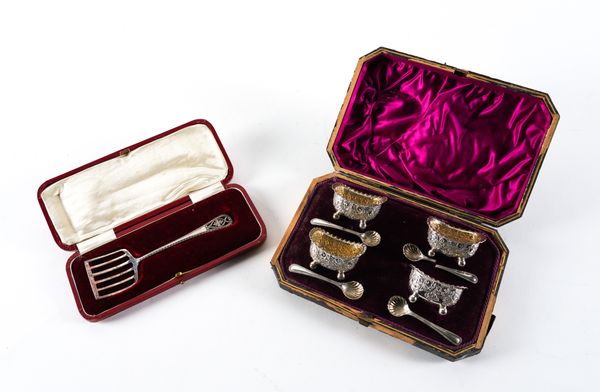 A MATCHED SET OF FOUR SILVER SALTS AND A SILVER SARDINE SERVER (5)