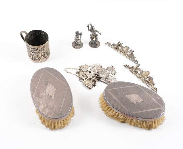 A GROUP OF SILVER, FOREIGN AND PLATED WARES (10)