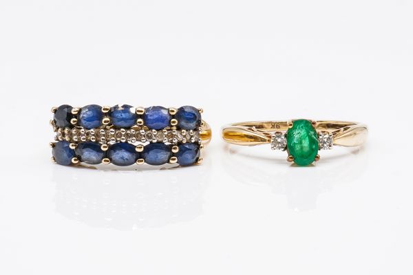 TWO 9CT GOLD AND GEM SET RINGS (2)