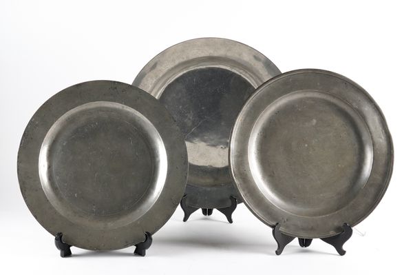 THREE ENGLISH PEWTER CHARGERS (3)