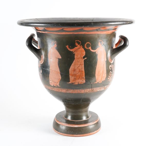 AN APULIAN RED FIGURE BELL-KRATER VASE ATTRIBUTED TO THE CIRCLE OF SNUB-NOSE PAINTER OR THE ‘H.A’ PAINTER