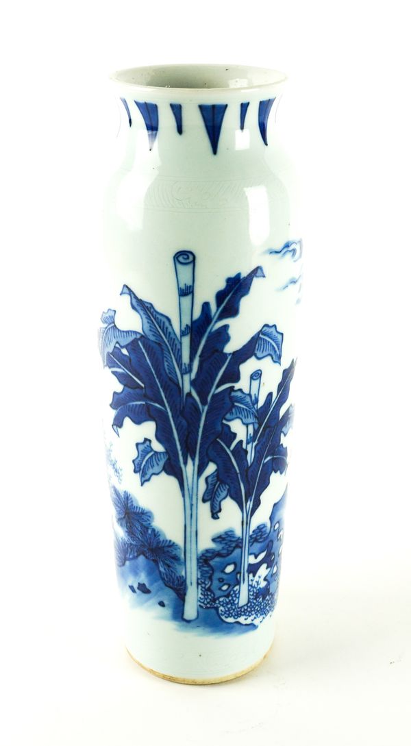 A CHINESE BLUE AND WHITE ROULEAU VASE