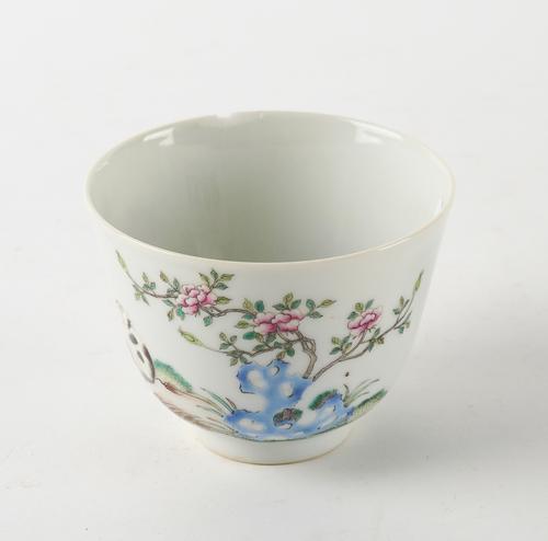 A CHINESE FAMILLE ROSE TEABOWL