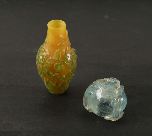 A SMALL CHINESE YELLOW GLASS BALUSTER VASE