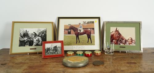 A COLLECTION OF HORSE RACING MEMORABILIA INCLUDING FIVE PHOTOGRAPHS (14)