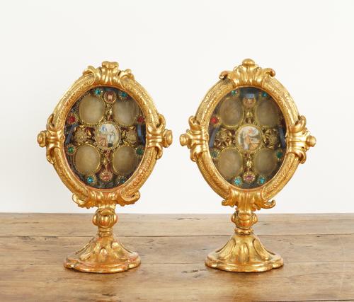 A PAIR OF ITALIAN GILTWOOD RELIQUARY FRAMES (2)