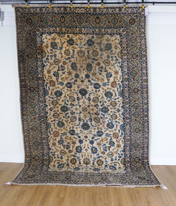 AN ESFAHAN CARPET