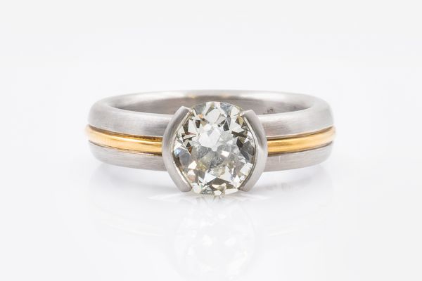 A 1.93 CARAT DIAMOND SINGLE STONE RING