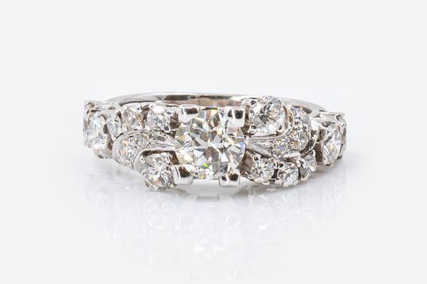 A DIAMOND CLUSTER RING