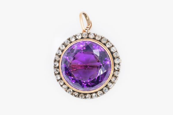 A VICTORIAN AMETHYST AND DIAMOND PENDANT/BROOCH