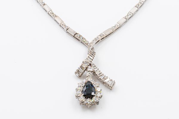 A SAPPHIRE AND DIAMOND NECKLACE