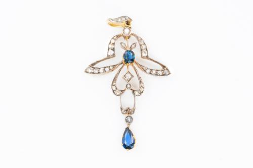 FABERGE - A SAPPHIRE AND DIAMOND PENDANT BROOCH