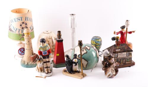 A GROUP OF MID 20TH CENTURY DECORATIVE AND NOVELTY LAMP BASES (QTY)