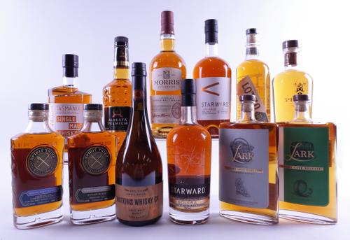 12 BOTTLES WHISKY/WHISKEY