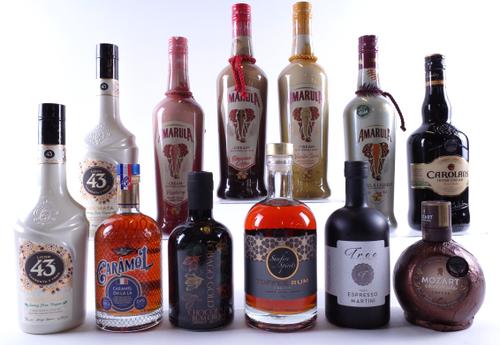 12 BOTTLES LIQUEURS