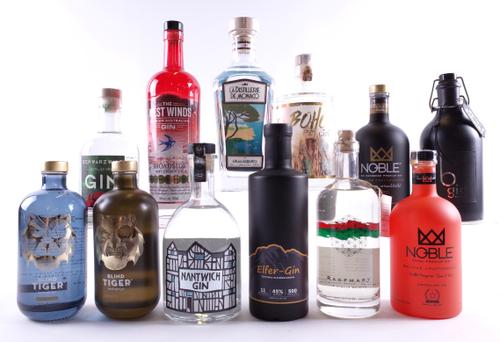 12 BOTTLES GIN