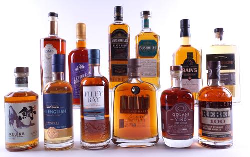 12 BOTTLES WHISKY/WHISKEY