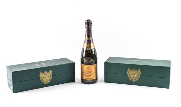 TWO BOTTLES OF DOM PERIGNON VINTAGE CHAMPAGNE 1985 & 1995 AND A BOTTLE OF VEUVE CLICQUOT PONSARDIN 1979 (3)