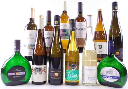 12 BOTTLES EASTERN EUROPEAN WHITE WINE