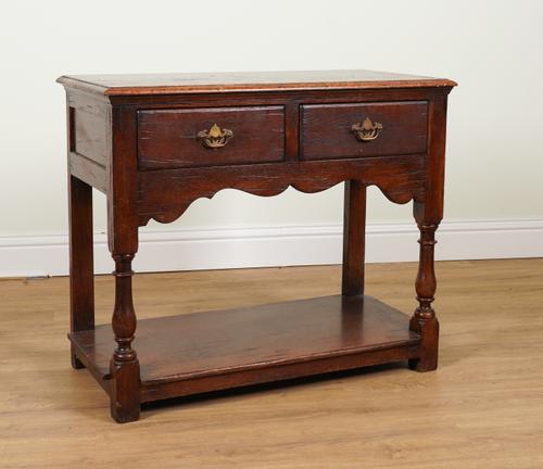 TITCHMARSH & GOODWIN; AN OAK TWO DRAWER SIDE TABLE