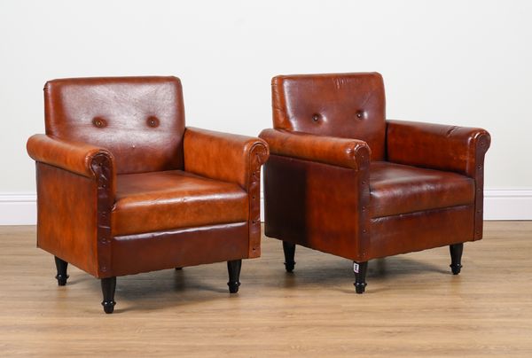 A PAIR OF MODERN TAN LEATHER LOW ARMCHAIRS (2)