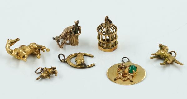 A SELECTION OF ANIMAL THEMED CHARMS