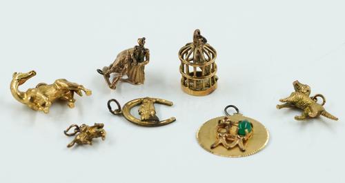 A SELECTION OF ANIMAL THEMED CHARMS