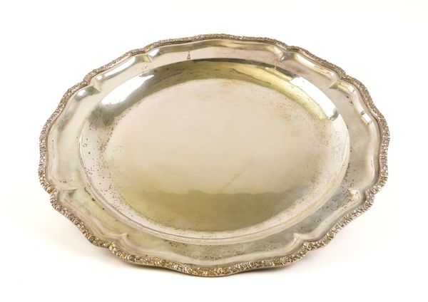 A FOREIGN SHAPED CIRCULAR DISH