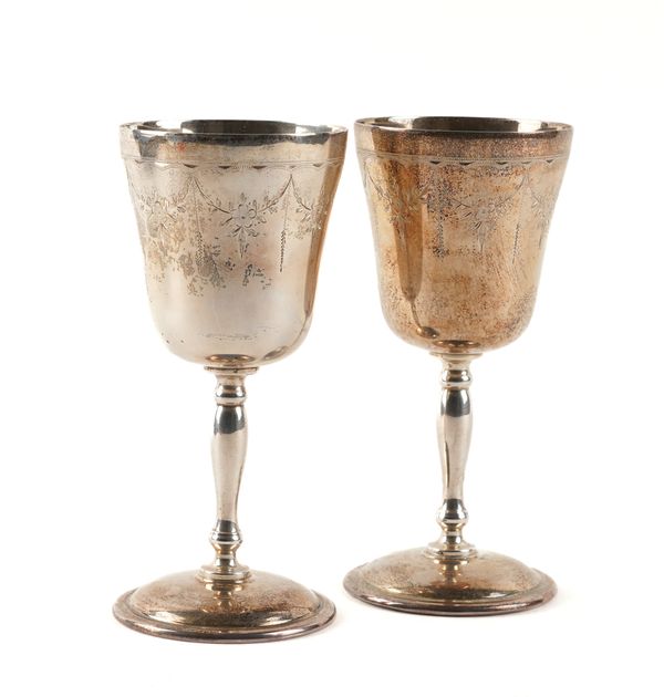 A PAIR OF SILVER GOBLETS