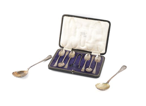 A GROUP OF CASED SILVER FLATWARE