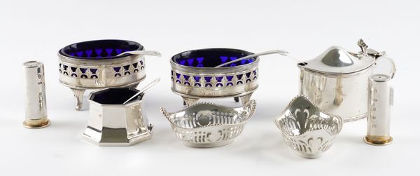 A GROUP OF SILVER (12)