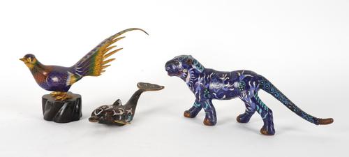 THREE CHINESE CLOISONNÉ ENAMEL ANIMALS (3)