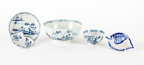 FIVE ITEMS OF LIVERPOOL BLUE AND WHITE PORCELAIN