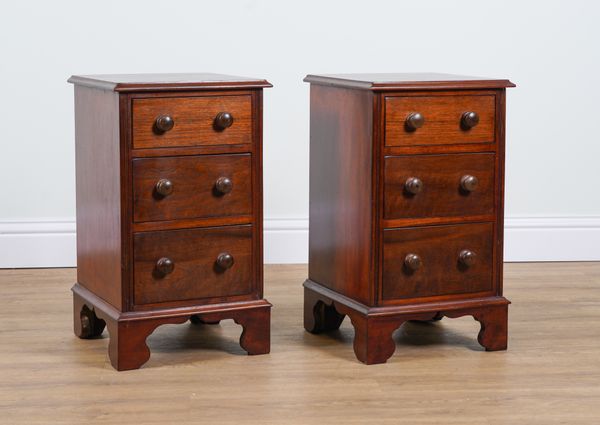 A PAIR OF 19TH CENTURY AND LATER MAHOGANY BEDSIDE CHESTS (2)