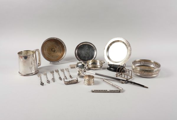 A GROUP OF SILVER, FOREIGN AND PLATED WARES (QTY)