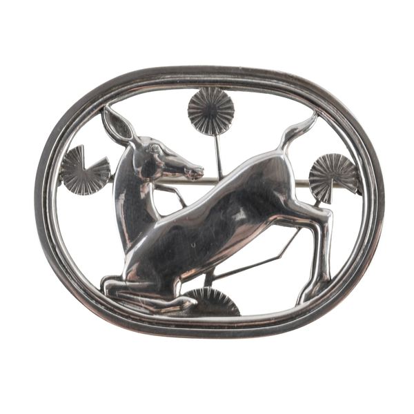 A GEORG JENSEN 256 BROOCH (2)
