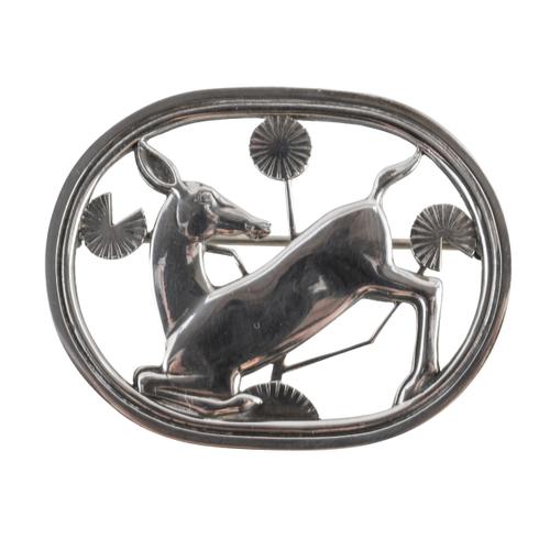 A GEORG JENSEN 256 BROOCH (2)