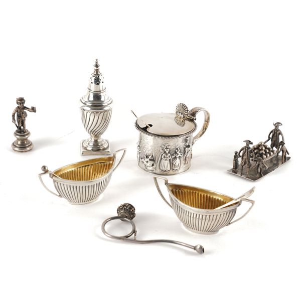 A GROUP OF SILVER AND FOREIGN WARES (10)