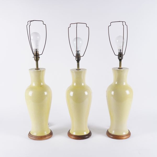 THREE YELLOW CRACKLE GLAZE CERAMIC TABLE LAMPS (3)