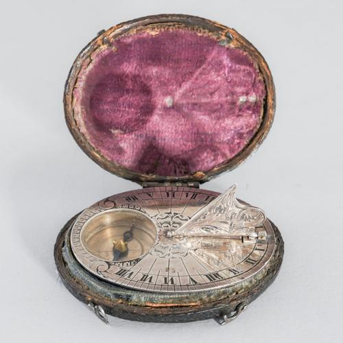 A RARE FRENCH SILVER MINIATURE COMPASS SUNDIAL AND CASE