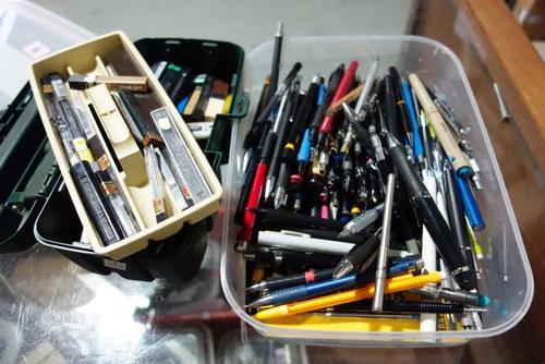 A quantity of assorted 20th century propelling pencils and accessories. (qty)
