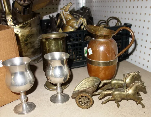A quantity of mixed metal wares, including copper, brass and sundry. (qty)