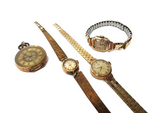 A lady's 9ct gold Tudor Royal bracelet wristwatch, the signed circular silvered dial, with gilt Arabic numerals, on a 9ct gold tapering bracelet with