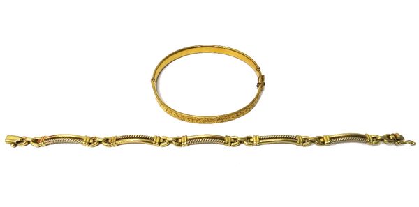 A two colour gold bracelet, in a plain and a ropetwist curved bar link design, on a snap clasp, detailed 585, length 20cm and a gilt metal oval hinged