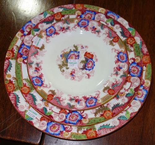 A 'Cauldon' china flora pattern dinner service. (qty)