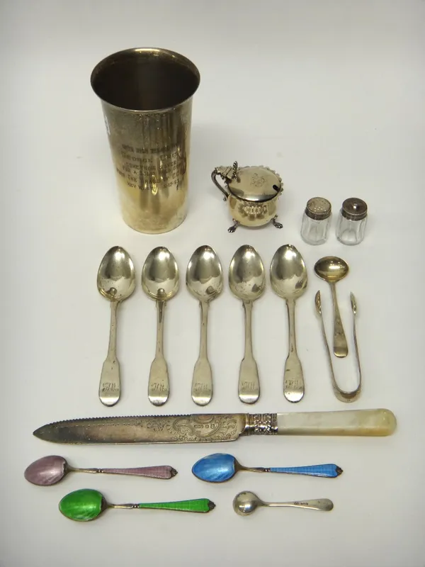 A Sterling beaker, presentation inscribed, a plated cake knife, with a mother of pearl handle, a silver mustard pot, Birmingham 1901, with a blue glas