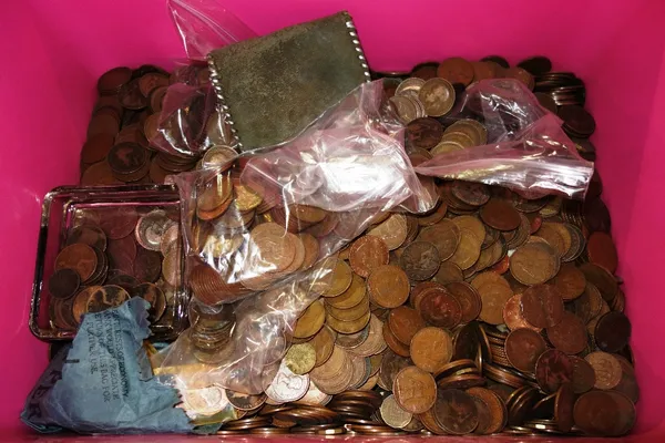 A large quantity of mostly British coinage, approximately 30kg mainly pennies.